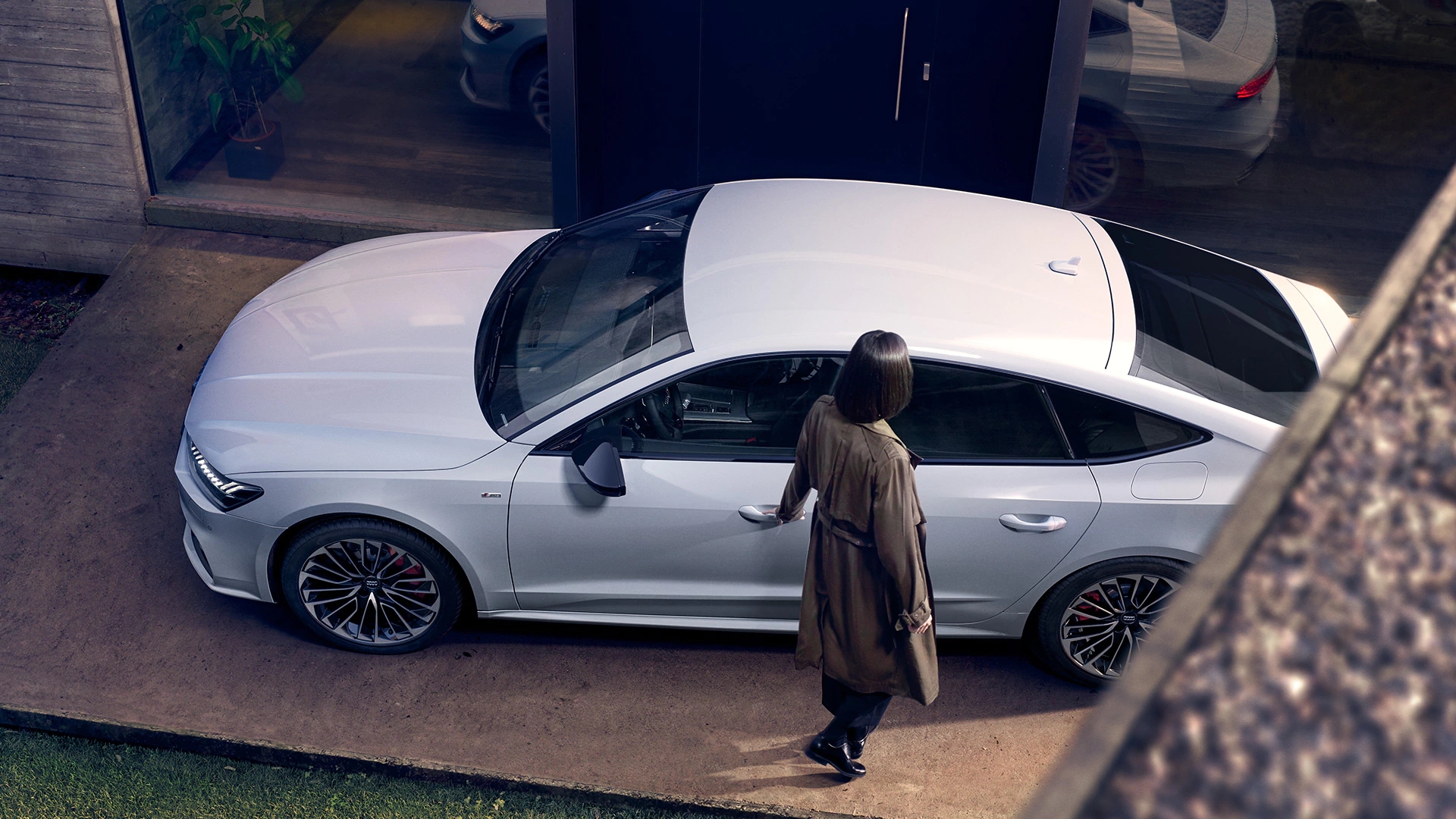 Ladda Audi A7 TFSI E hemma
