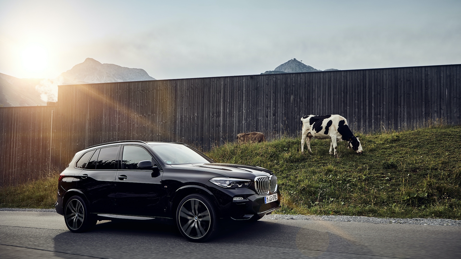Ladda BMW X5 (2020) hemma