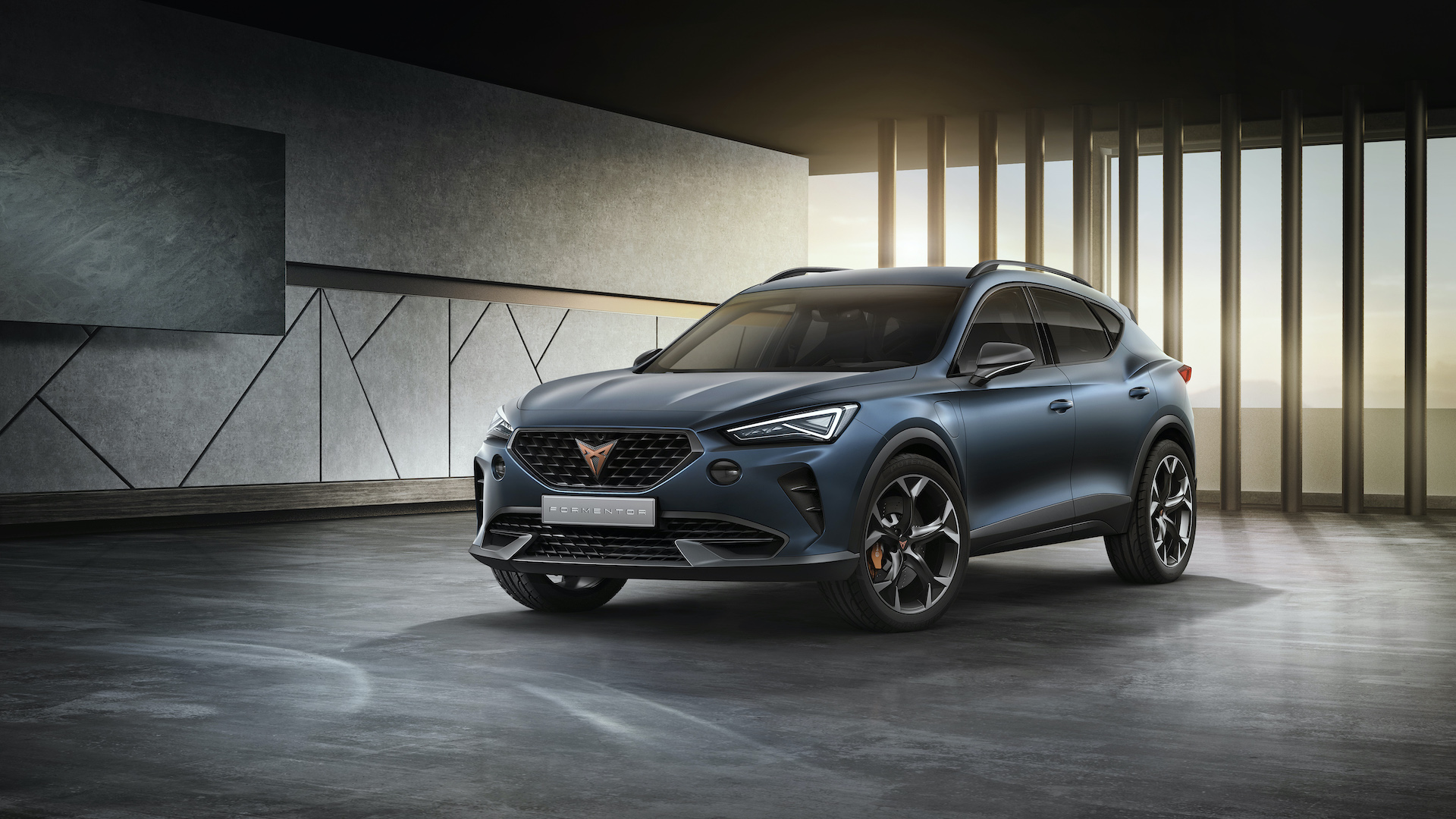 Ladda Cupra Formentor hemma