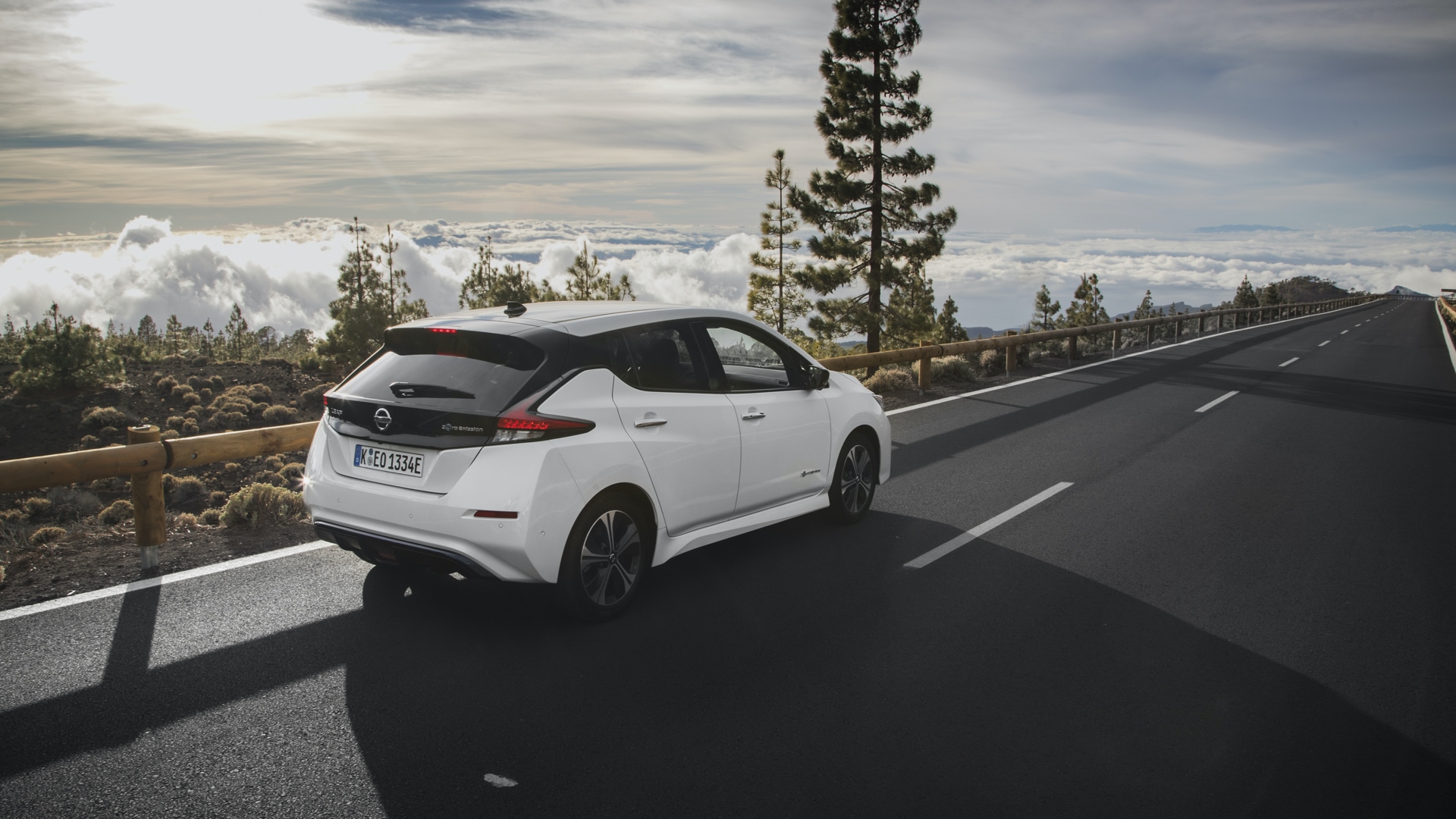 Ladda Nissan Leaf hemma