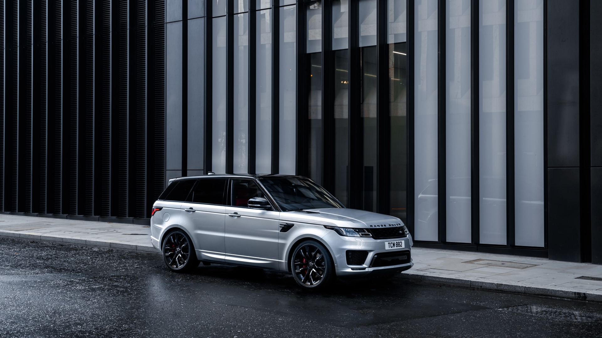 Ladda Land Rover Range Rover Sport hemma