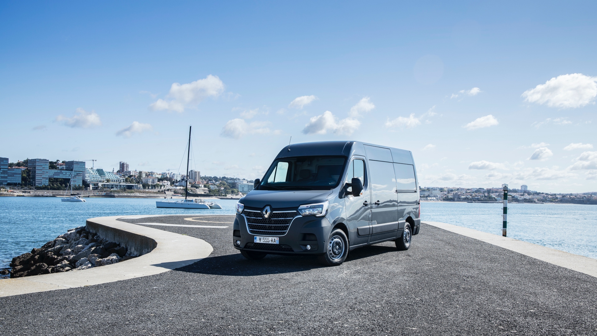 Ladda Renault Master ZE hemma