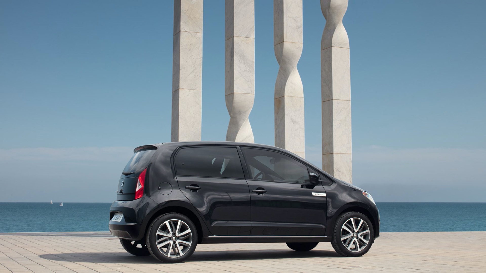 Ladda Seat Mii Electric hemma