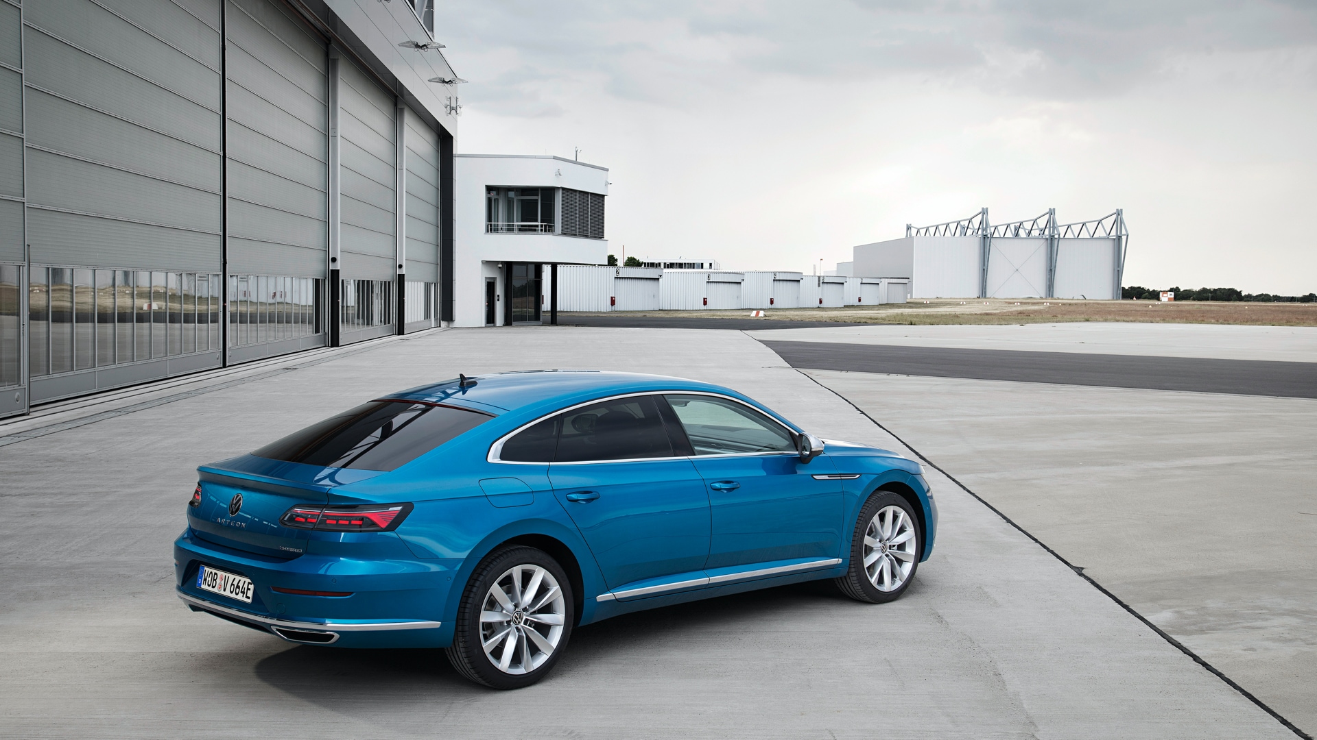 Ladda Volkswagen Arteon hemma