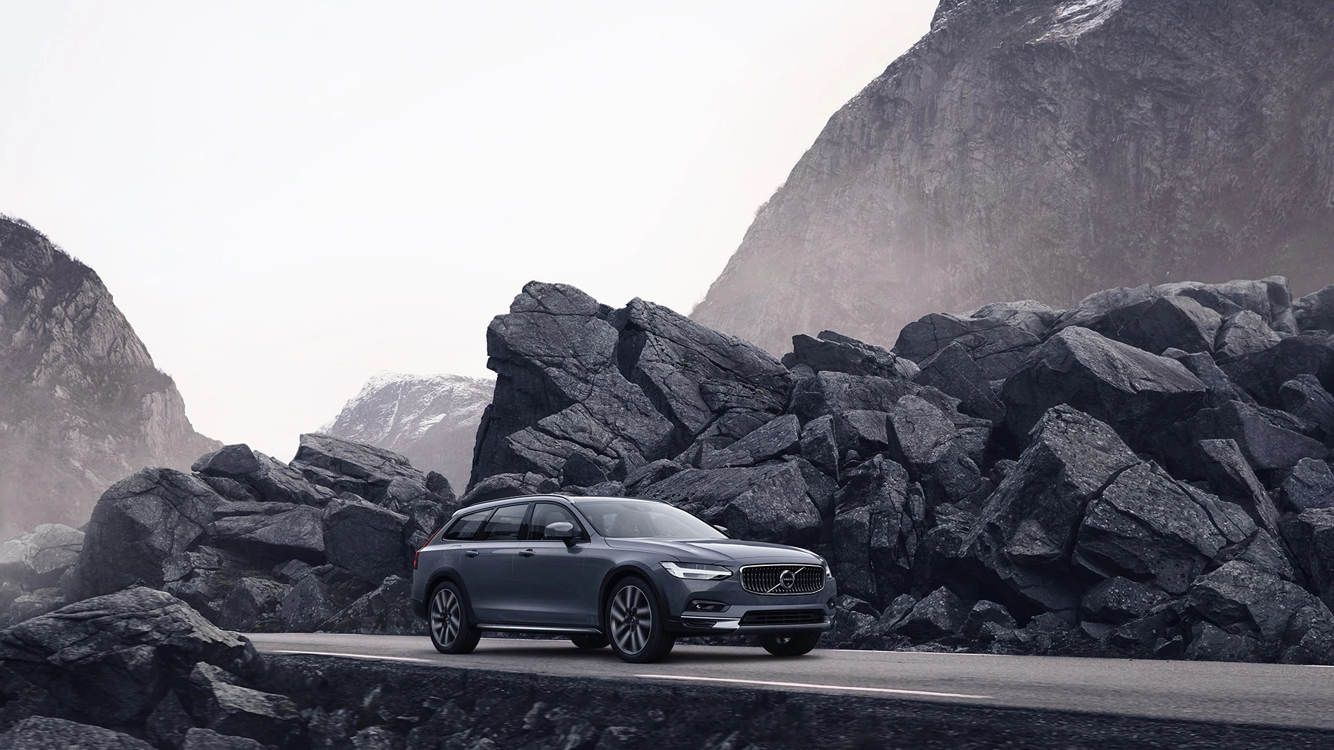 Ladda Volvo V90 Recharge hemma