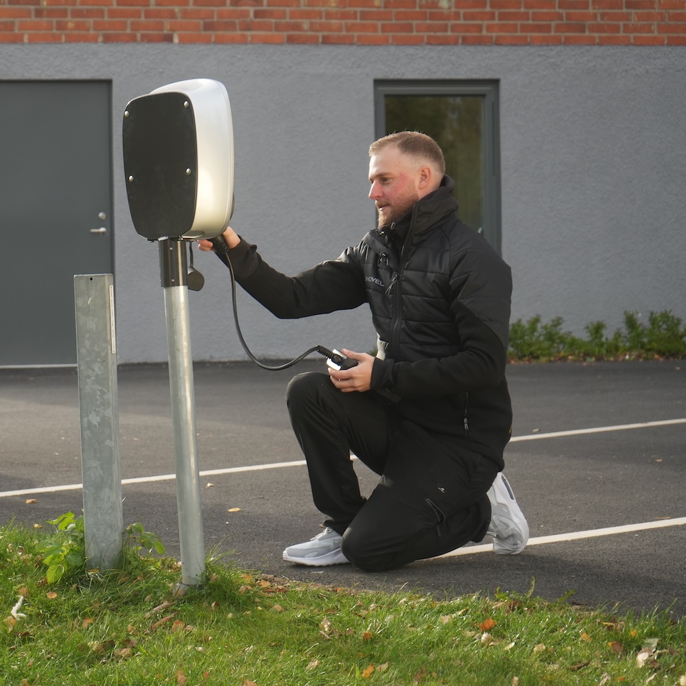 Laddstolpe Laddbox Företag